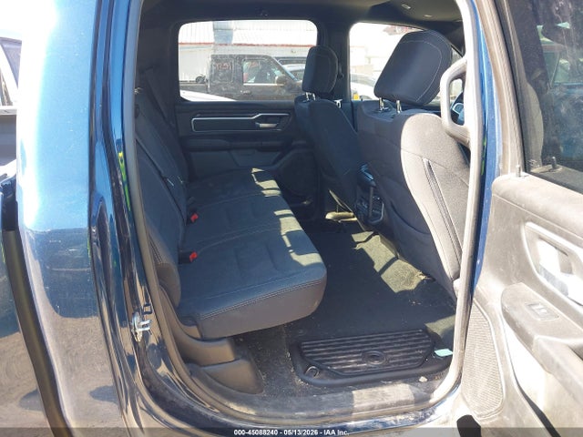 45088240 :رقم المزاد ، 1C6SRFFT6NN457755 vin ، 2022 Ram 1500 Big Horn  4x4 5'7 Box مزاد بيع