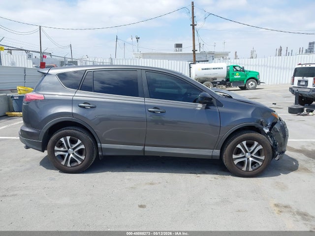 2T3ZFREV1JW478634 Toyota RAV4 LE