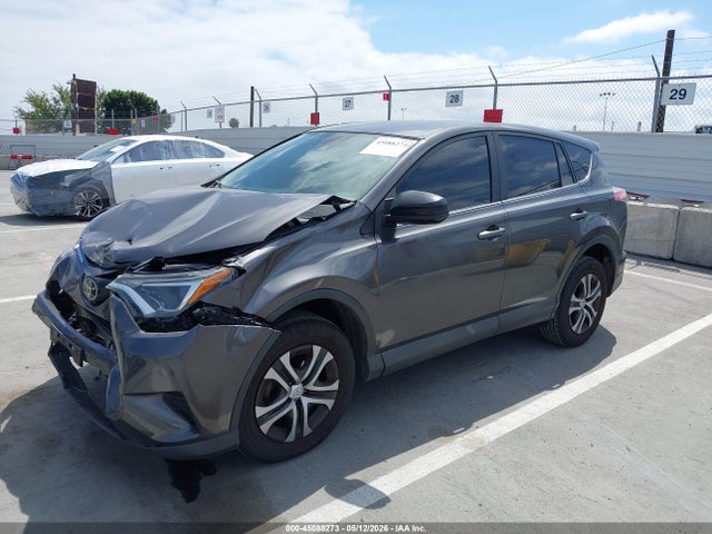 2T3ZFREV1JW478634 Toyota RAV4 LE