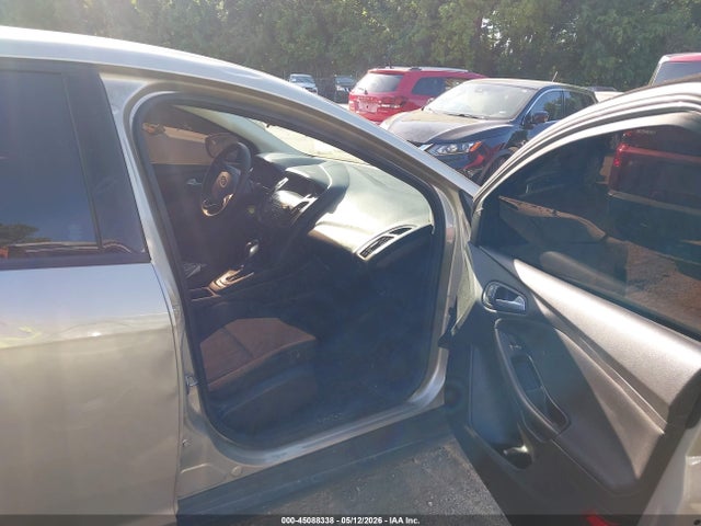 Продаж на аукціоні авто 2018 Ford Focus Se, vin: 1FADP3F2XJL256188, номер лоту: 45088338