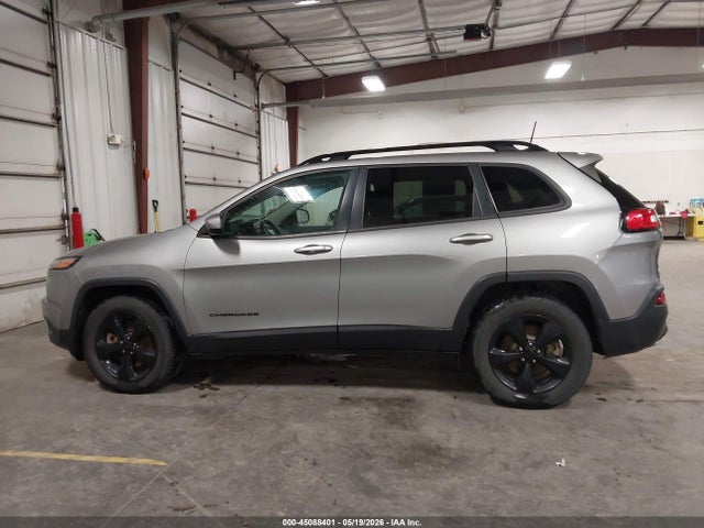 Продажа на аукционе авто 2016 Jeep Cherokee Altitude, vin: 1C4PJMCS5GW167428, номер лота: 45088401