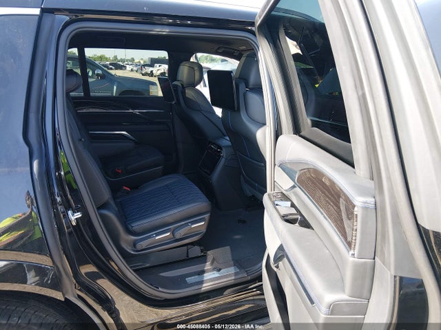 Продажа на аукционе авто 2026 Cadillac Escalade Iql Luxury Awd, vin: 1GYLEJKL6TU103703, номер лота: 45088405