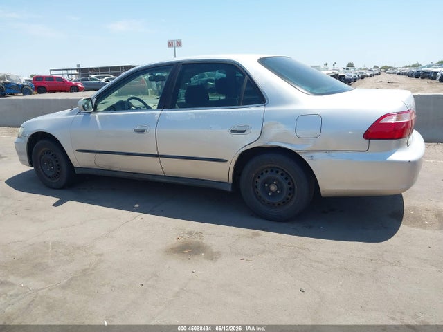 Auction sale of the 1998 Honda Accord Lx, vin: 1HGCG5647WA117417, lot number: 45088434