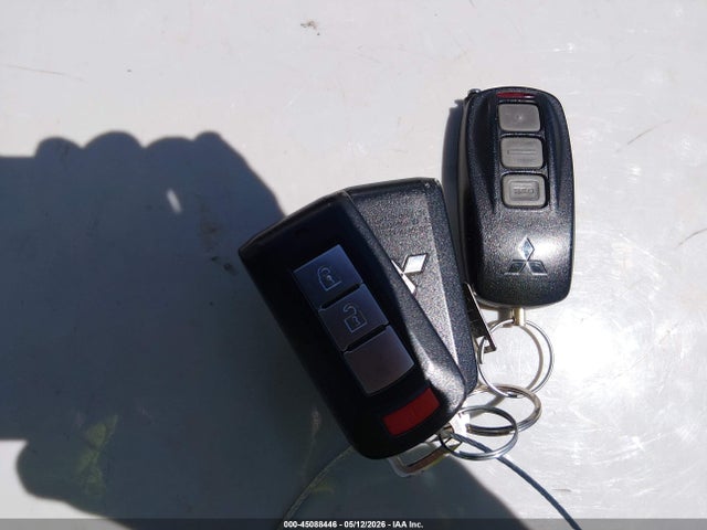 2010 Mitsubishi Outlander Gt მანქანა იყიდება აუქციონზე, vin: JA4JT5AX9AZ008576, აუქციონის ნომერი: 45088446