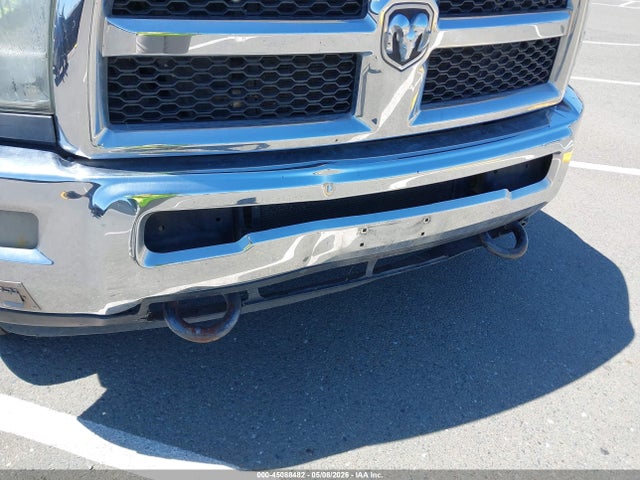 45088482 :رقم المزاد ، 3C7WDMDL6CG296834 vin ، 2012 Ram 5500 Chassis St/slt مزاد بيع