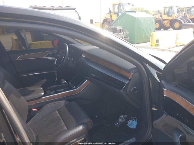 45088528 :رقم المزاد ، WAU8DAF80KN015191 vin ، 2019 Audi A8 L 55 مزاد بيع