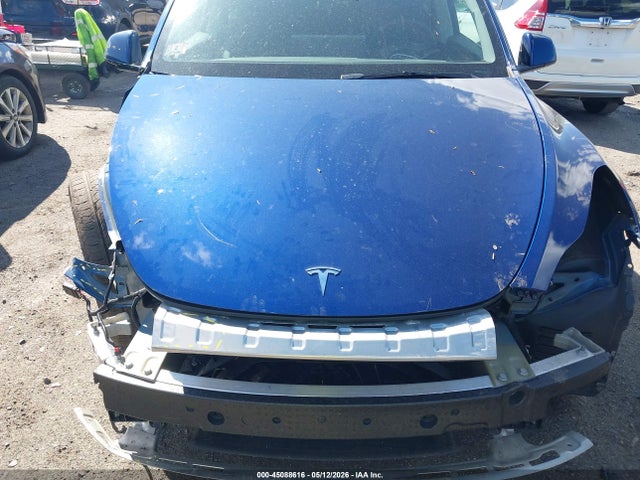 Auction sale of the 2025 Tesla Model Y Long Range Dual Motor All-wheel Drive, vin: 7SAYGDEE0SF293545, lot number: 45088616