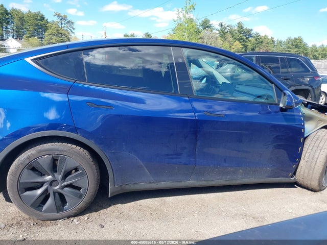 Auction sale of the 2025 Tesla Model Y Long Range Dual Motor All-wheel Drive, vin: 7SAYGDEE0SF293545, lot number: 45088616