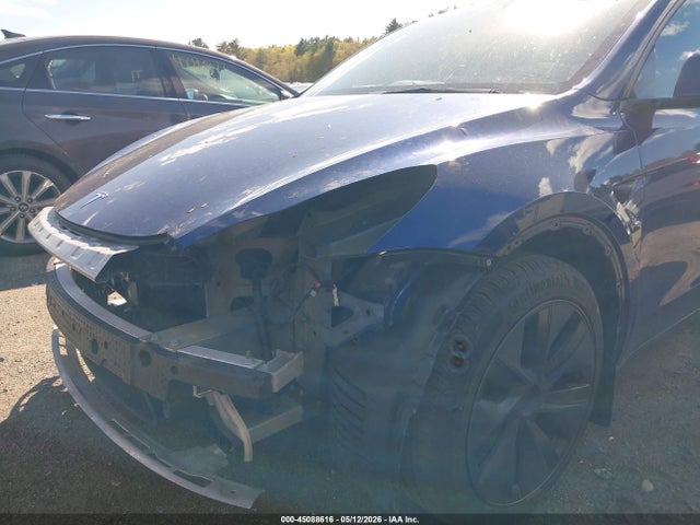 Auction sale of the 2025 Tesla Model Y Long Range Dual Motor All-wheel Drive, vin: 7SAYGDEE0SF293545, lot number: 45088616