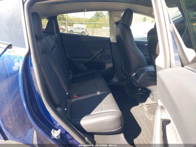 Auction sale of the 2025 Tesla Model Y Long Range Dual Motor All-wheel Drive, vin: 7SAYGDEE0SF293545, lot number: 45088616