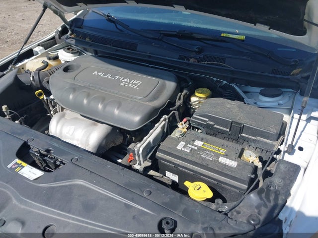 Продаж на аукціоні авто 2015 Chrysler 200 S, vin: 1C3CCCBB3FN678651, номер лоту: 45088618