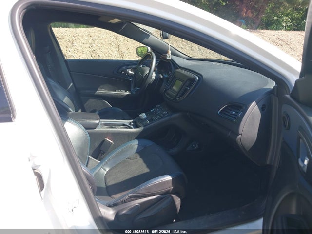 Продаж на аукціоні авто 2015 Chrysler 200 S, vin: 1C3CCCBB3FN678651, номер лоту: 45088618