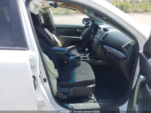 Aukcja sprzedaży 2015 Kia Sorento Lx, vin: 5XYKTCA61FG605779, numer aukcji: 45088637