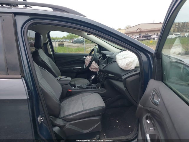 Продажа на аукционе авто 2019 Ford Escape Se, vin: 1FMCU9GD1KUC00374, номер лота: 45088642