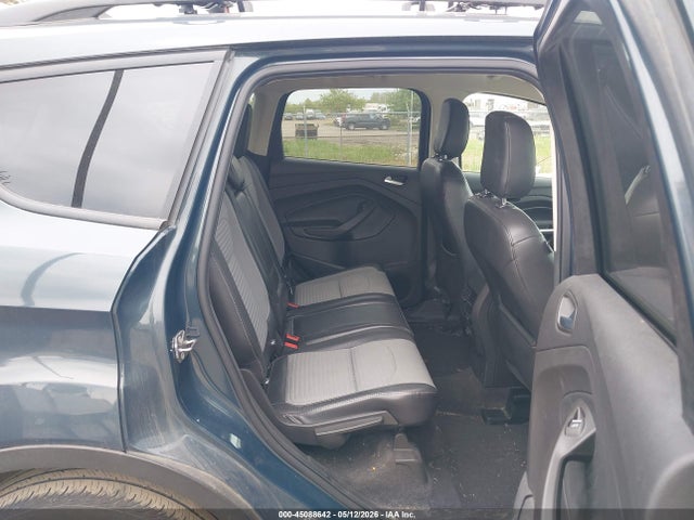 Продажа на аукционе авто 2019 Ford Escape Se, vin: 1FMCU9GD1KUC00374, номер лота: 45088642
