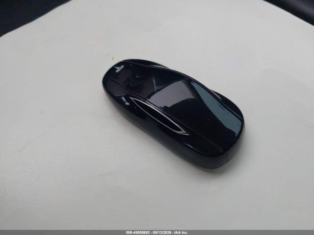 Продаж на аукціоні авто 2016 Tesla Model S 60/70/75/85, vin: 5YJSA1E13GF159488, номер лоту: 45088692