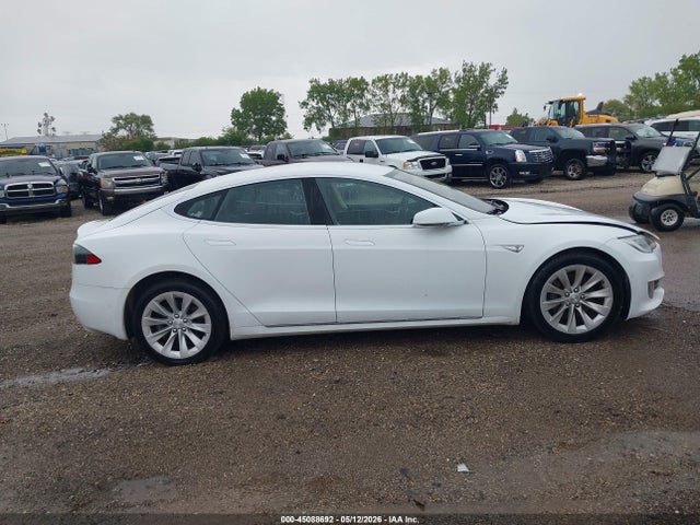 Продаж на аукціоні авто 2016 Tesla Model S 60/70/75/85, vin: 5YJSA1E13GF159488, номер лоту: 45088692