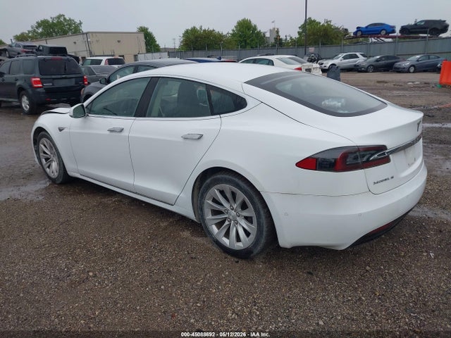 Продаж на аукціоні авто 2016 Tesla Model S 60/70/75/85, vin: 5YJSA1E13GF159488, номер лоту: 45088692