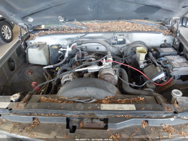 1999 Chevrolet Suburban 1500 Lt მანქანა იყიდება აუქციონზე, vin: 3GNFK16R2XG204604, აუქციონის ნომერი: 45088714