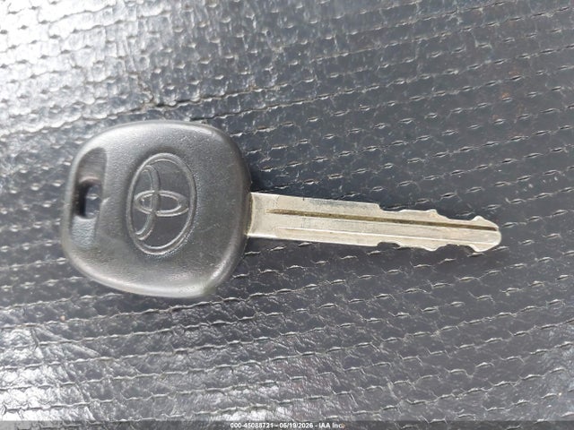 45088721 :رقم المزاد ، 4T1BF30KX2U538030 vin ، 2002 Toyota Camry Se مزاد بيع