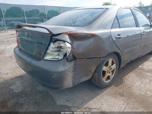 45088721 :رقم المزاد ، 4T1BF30KX2U538030 vin ، 2002 Toyota Camry Se مزاد بيع