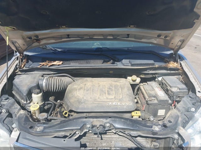45088723 :رقم المزاد ، 2C4RC1BG1DR774333 vin ، 2013 Chrysler Town & Country Touring مزاد بيع