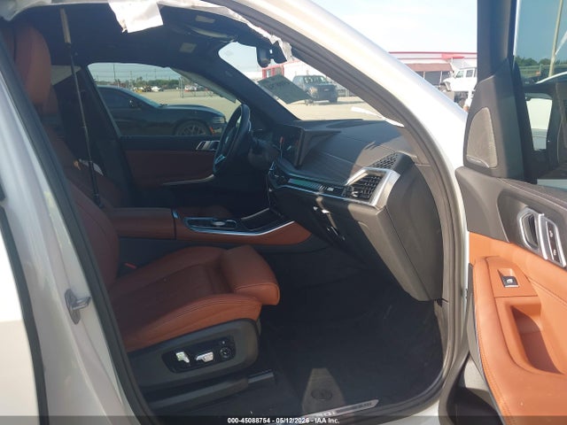 BMW X5 M60i 2025 5UX33EU08S9Z18068 Image 5