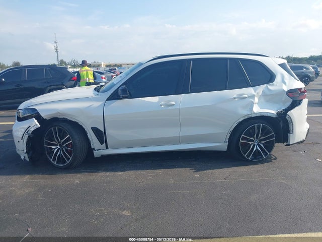 BMW X5 M60i 2025 5UX33EU08S9Z18068 Image 6