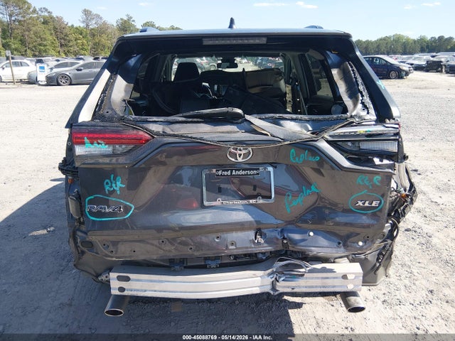 Aukcja sprzedaży 2022 Toyota Rav4 Xle Premium, vin: 2T3C1RFV6NC207790, numer aukcji: 45088769