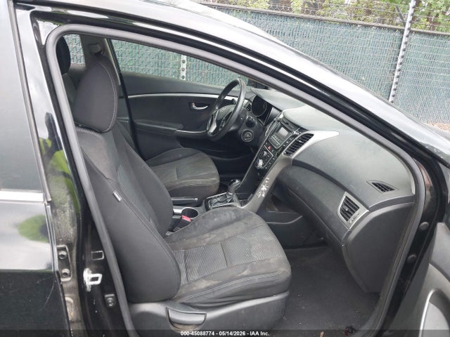 Продаж на аукціоні авто 2013 Hyundai Elantra Gt, vin: KMHD35LEXDU017556, номер лоту: 45088774
