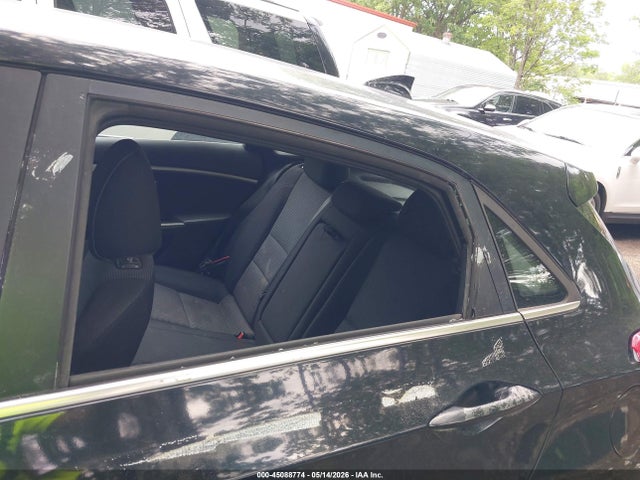 Продаж на аукціоні авто 2013 Hyundai Elantra Gt, vin: KMHD35LEXDU017556, номер лоту: 45088774