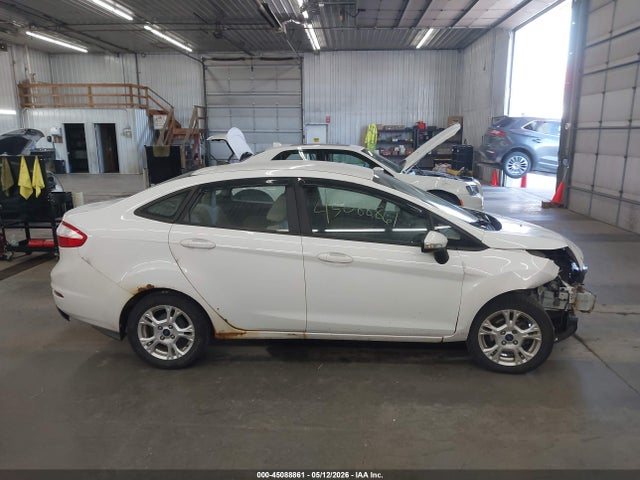 Продажа на аукционе авто 2015 Ford Fiesta Se, vin: 3FADP4BJ2FM130142, номер лота: 45088861