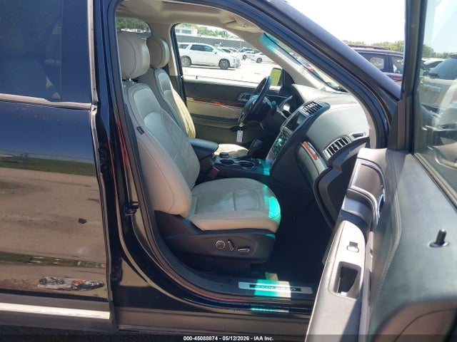 45088874 :رقم المزاد ، 1FM5K8HT8GGC02529 vin ، 2016 Ford Explorer Platinum مزاد بيع