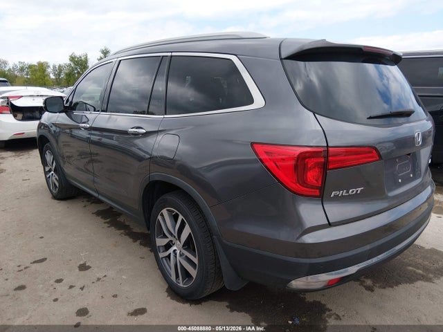 45088880 :رقم المزاد ، 5FNYF6H93HB084710 vin ، 2017 Honda Pilot Touring مزاد بيع