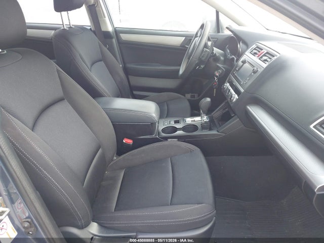 45088885 :رقم المزاد ، 4S3BNAA68G3043352 vin ، 2016 Subaru Legacy 2.5i مزاد بيع