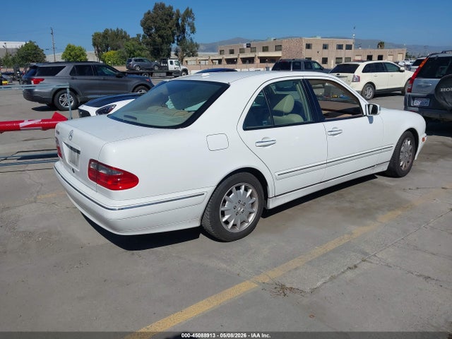 45088913 :رقم المزاد ، WDBJF65J4YB068601 vin ، 2000 Mercedes-benz E 320 مزاد بيع