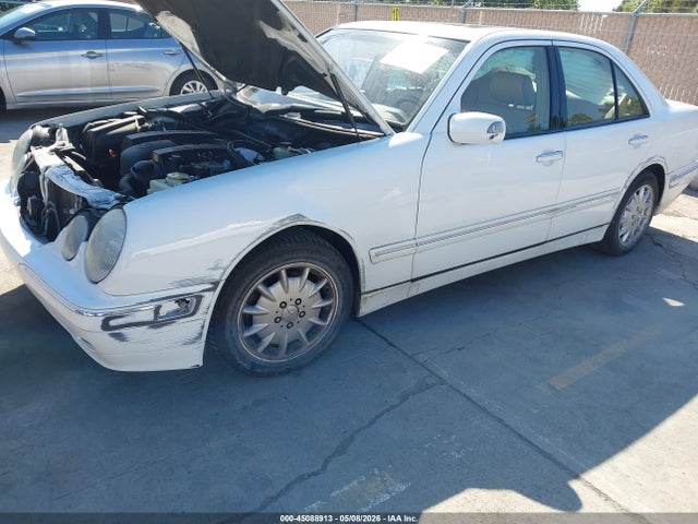 45088913 :رقم المزاد ، WDBJF65J4YB068601 vin ، 2000 Mercedes-benz E 320 مزاد بيع