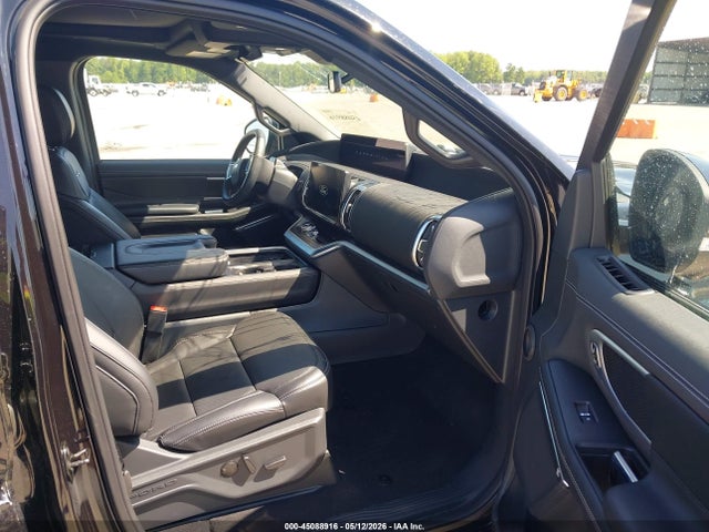 2025 Ford Expedition Platinum მანქანა იყიდება აუქციონზე, vin: 1FMJU1MG9SEA16334, აუქციონის ნომერი: 45088916