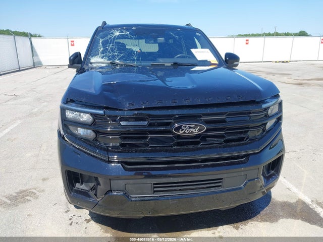 2025 Ford Expedition Platinum მანქანა იყიდება აუქციონზე, vin: 1FMJU1MG9SEA16334, აუქციონის ნომერი: 45088916