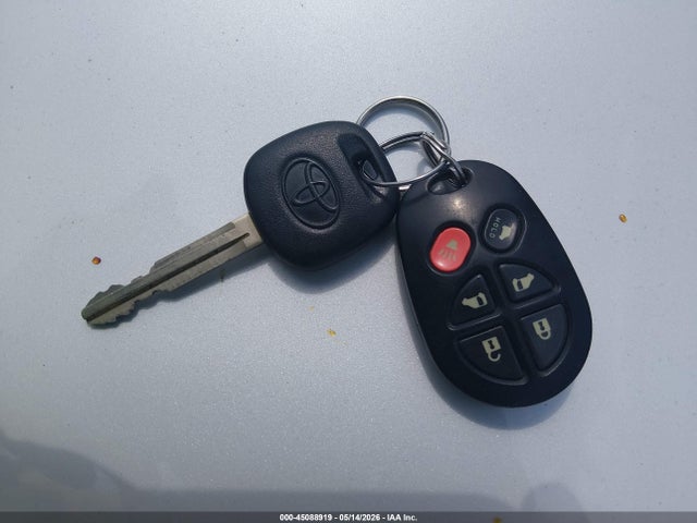2006 Toyota Sienna Xle Limited მანქანა იყიდება აუქციონზე, vin: 5TDZA22C86S390830, აუქციონის ნომერი: 45088919