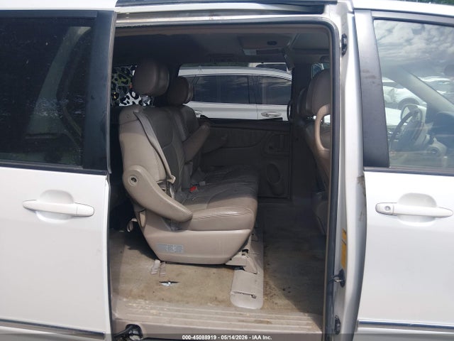 2006 Toyota Sienna Xle Limited მანქანა იყიდება აუქციონზე, vin: 5TDZA22C86S390830, აუქციონის ნომერი: 45088919