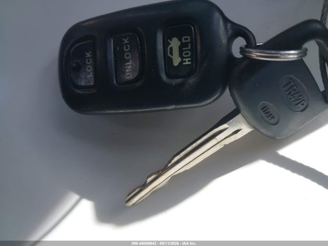 Продажа на аукционе авто 2006 Toyota Camry Le, vin: 4T1BE30K46U154320, номер лота: 45088942