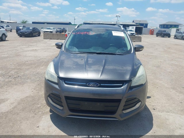 45088953 :رقم المزاد ، 1FMCU9J90FUC88912 vin ، 2015 Ford Escape Titanium مزاد بيع