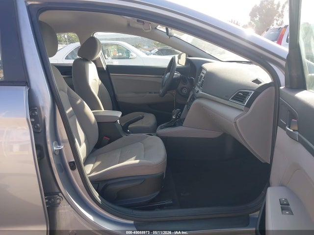 5NPD74LFXHH203819 Hyundai ELANTRA SE