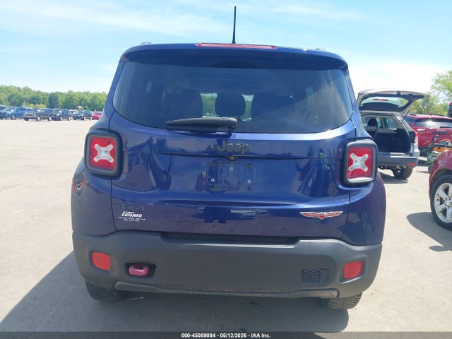45089084 :رقم المزاد ، ZACCJBCB8HPE68552 vin ، 2017 Jeep Renegade Trailhawk 4x4 مزاد بيع