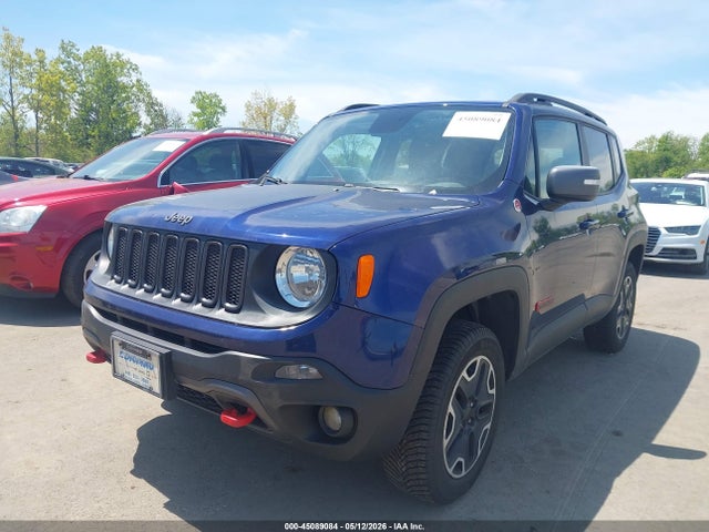 45089084 :رقم المزاد ، ZACCJBCB8HPE68552 vin ، 2017 Jeep Renegade Trailhawk 4x4 مزاد بيع