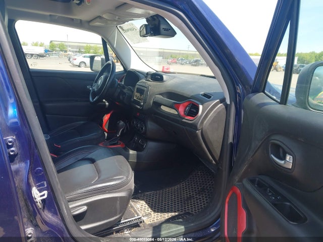 45089084 :رقم المزاد ، ZACCJBCB8HPE68552 vin ، 2017 Jeep Renegade Trailhawk 4x4 مزاد بيع