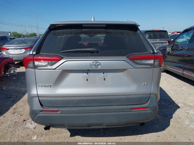 Toyota RAV4 LE 2022 2T3H1RFV8NC189797 Image 17