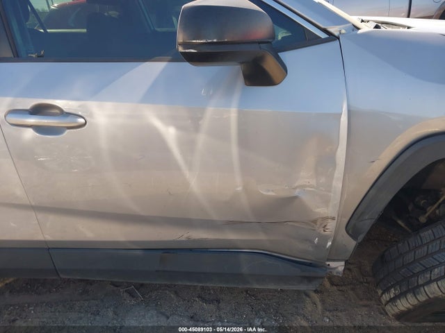 Auction sale of the 2022 Toyota Rav4 Le, vin: 2T3H1RFV8NC189797, lot number: 45089103