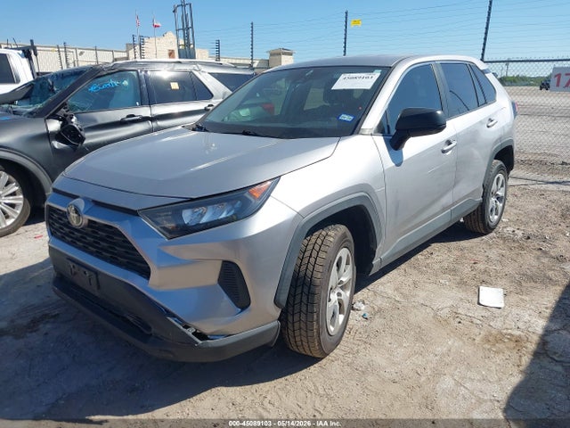 Toyota RAV4 LE 2022 2T3H1RFV8NC189797 Image 2